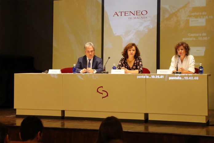 UMA ATENEO